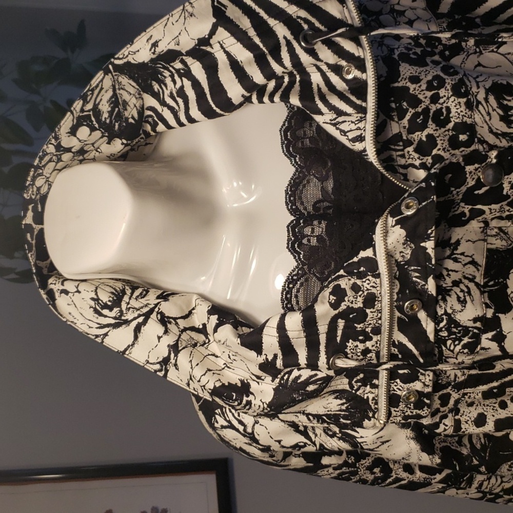 Spring/Fall jacket with camisole - Picture 3 of 11